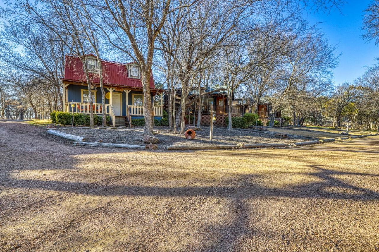 The Plum @ Mendelbaum Winery Guest Cabins Villa Fredericksburg Exterior foto