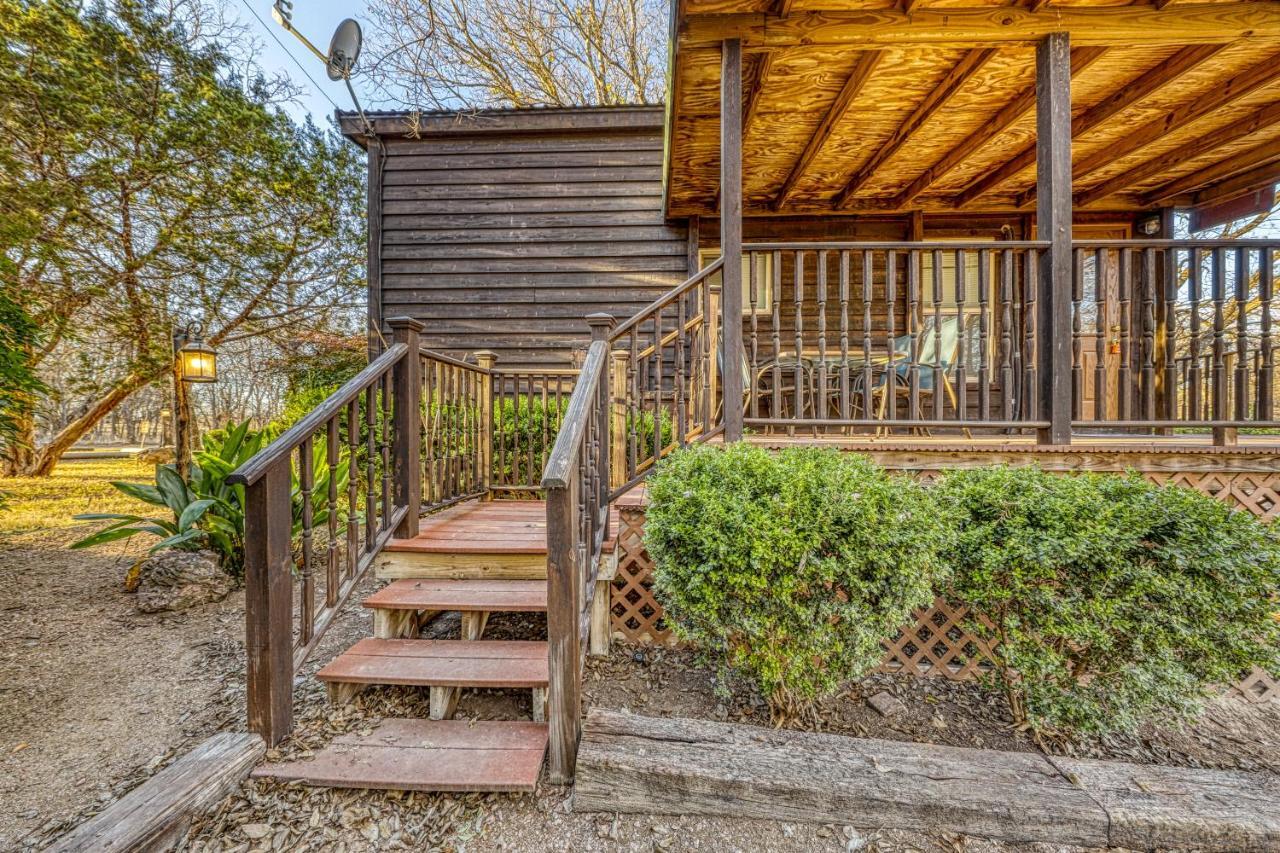The Plum @ Mendelbaum Winery Guest Cabins Villa Fredericksburg Exterior foto